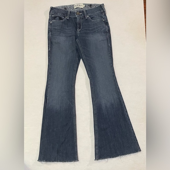 Ariat Jeans Flared Leg Raw Hem Blue Real Denim Ladies Women 29R (29x33) - Picture 2 of 6